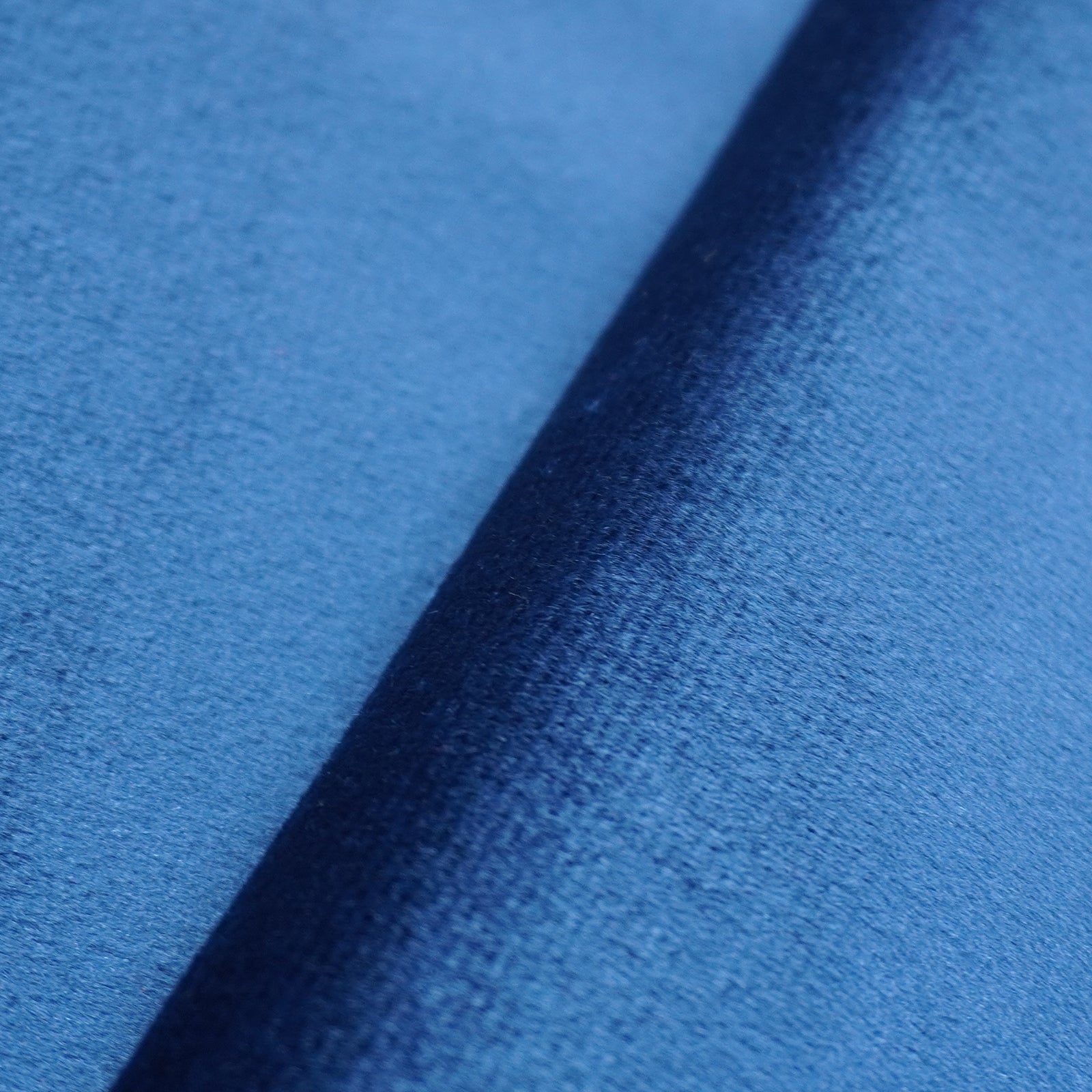 Waterproof Travel Prayer Mat – Red & Blue with Golden Kaaba Design, Eco-Friendly Fabric